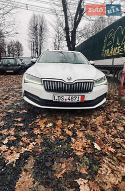 Универсал Skoda Superb 2021 в Луцке