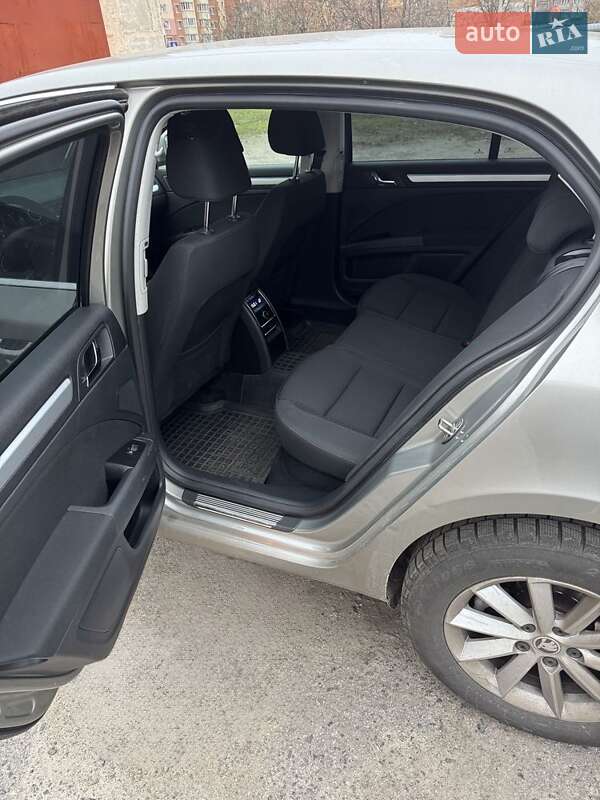 Ліфтбек Skoda Superb 2015 в Полтаві