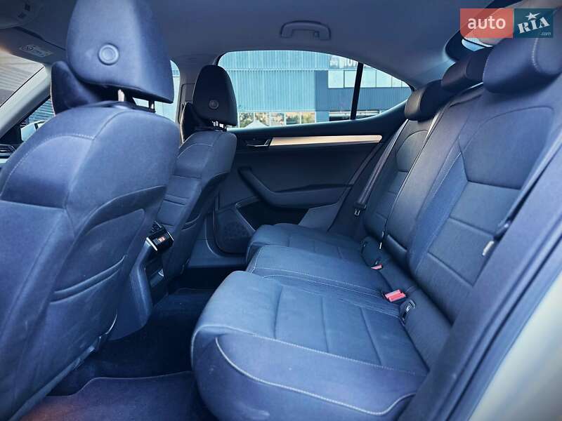 Ліфтбек Skoda Superb 2019 в Києві