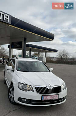 Универсал Skoda Superb 2014 в Днепре