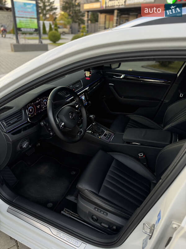 Універсал Skoda Superb 2020 в Виноградові