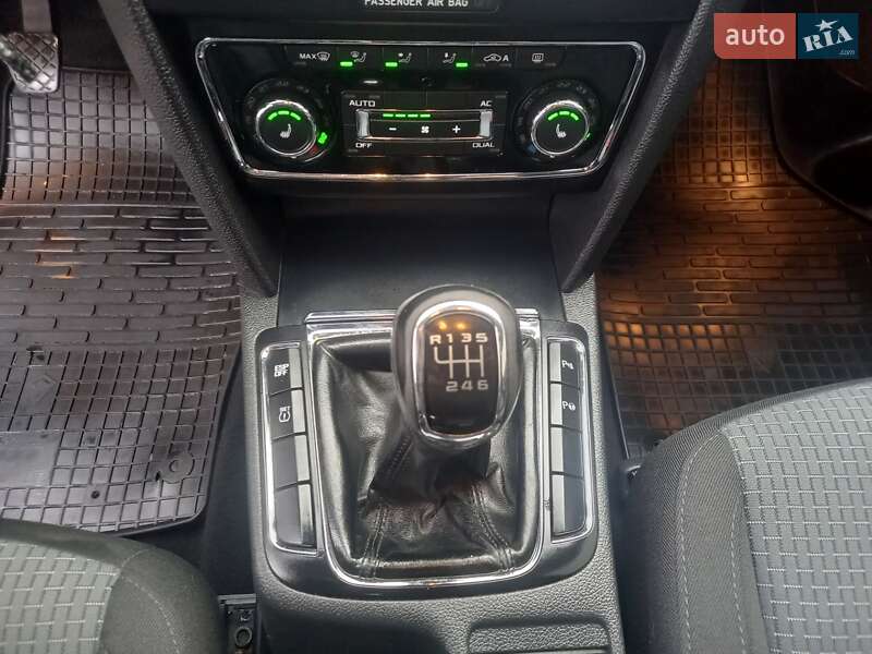 Ліфтбек Skoda Superb 2008 в Теофіполі