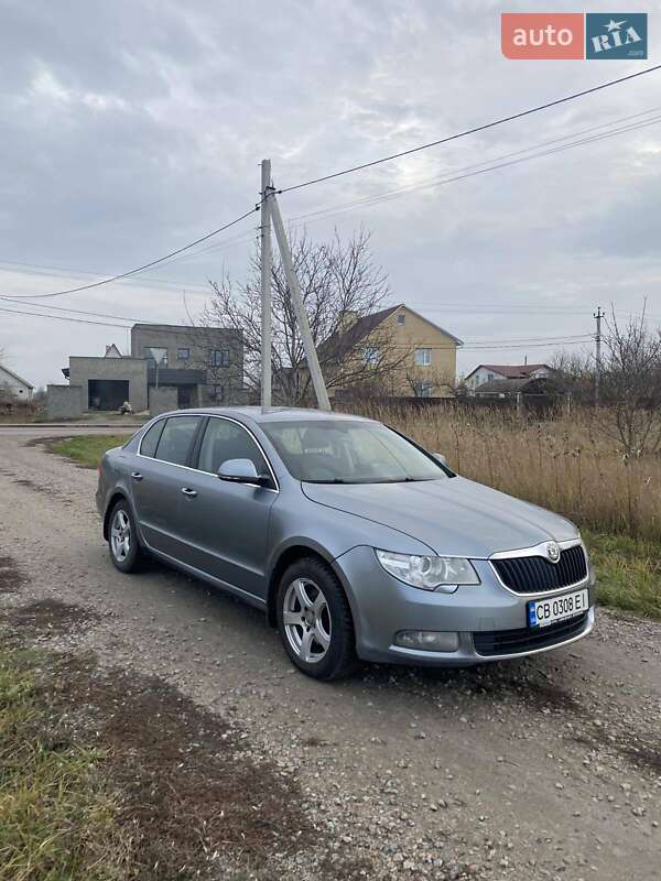 Skoda Superb 2012