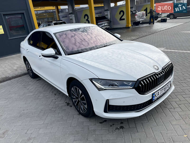 Ліфтбек Skoda Superb 2024 в Дніпрі фото 19 Ліфтбек Skoda Superb 2024 в Дніпрі