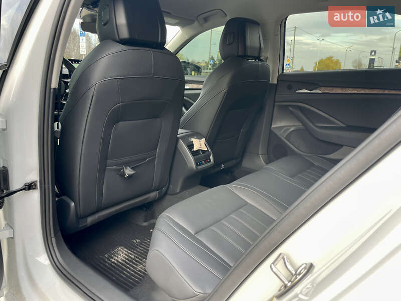 Ліфтбек Skoda Superb 2024 в Дніпрі фото 29 Ліфтбек Skoda Superb 2024 в Дніпрі