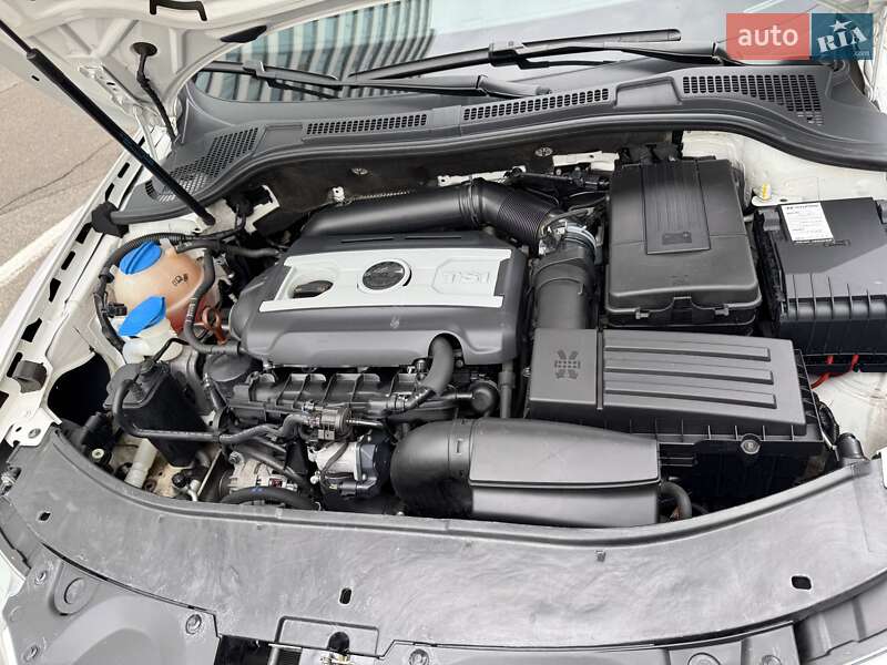 Лифтбек Skoda Superb 2012 в Одессе