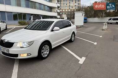 Лифтбек Skoda Superb 2012 в Одессе