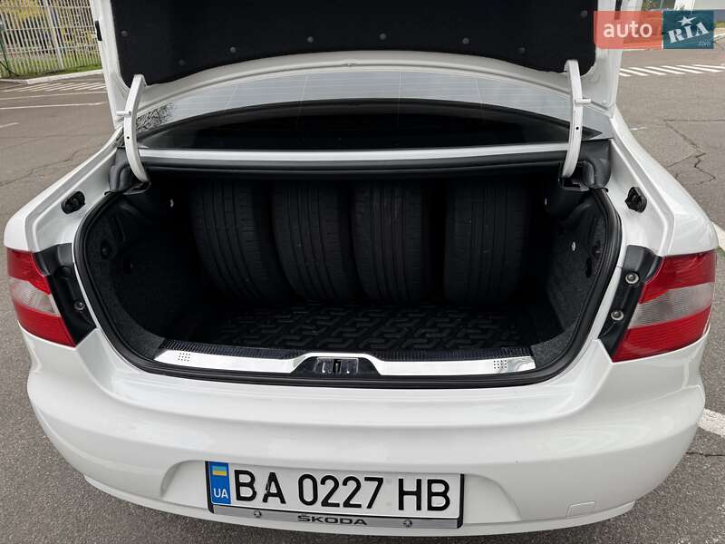 Лифтбек Skoda Superb 2012 в Одессе