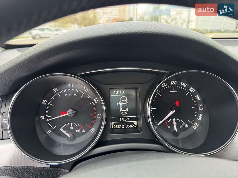 Лифтбек Skoda Superb 2012 в Одессе