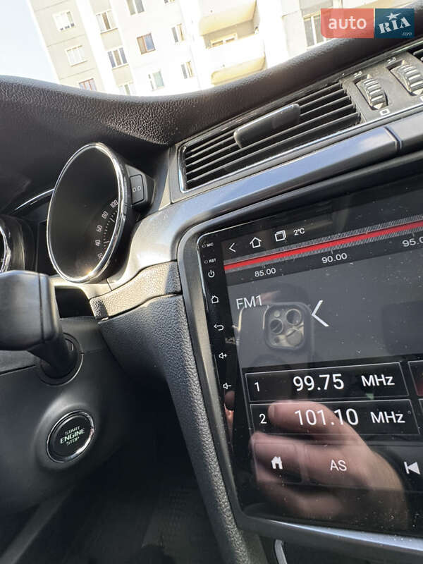 Универсал Skoda Superb 2012 в Вараше фото 23 Универсал Skoda Superb 2012 в Вараше