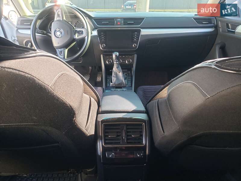 Універсал Skoda Superb 2018 в Мукачевому