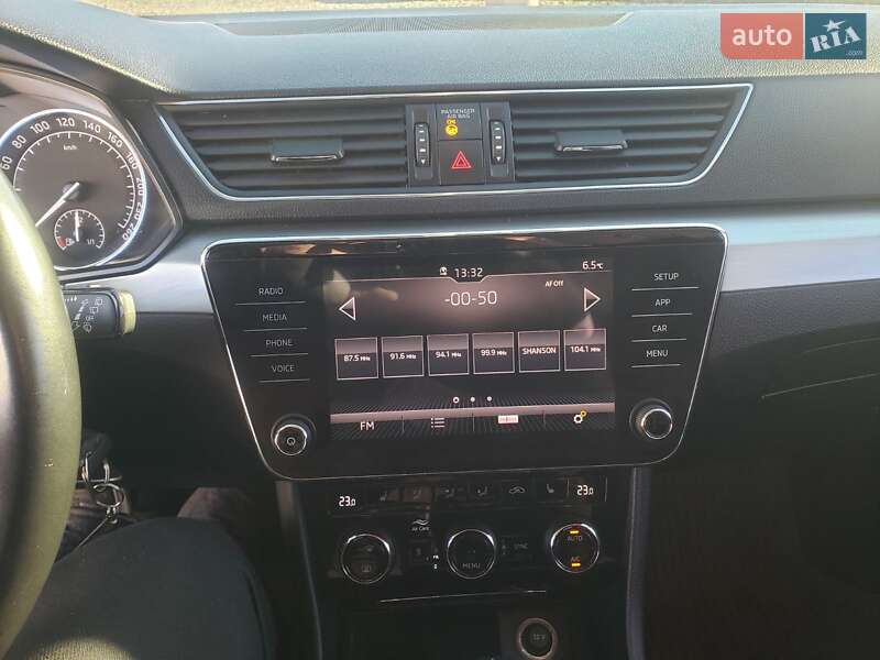 Універсал Skoda Superb 2018 в Мукачевому