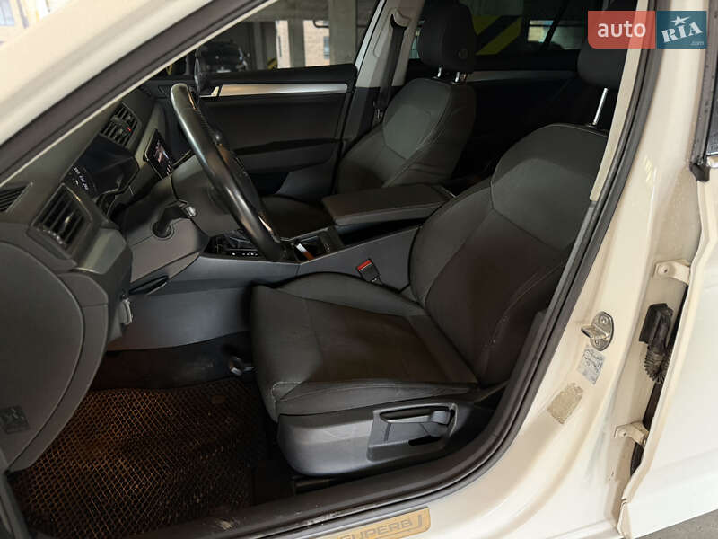 Універсал Skoda Superb 2018 в Івано-Франківську