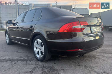 Лифтбек Skoda Superb 2013 в Львове