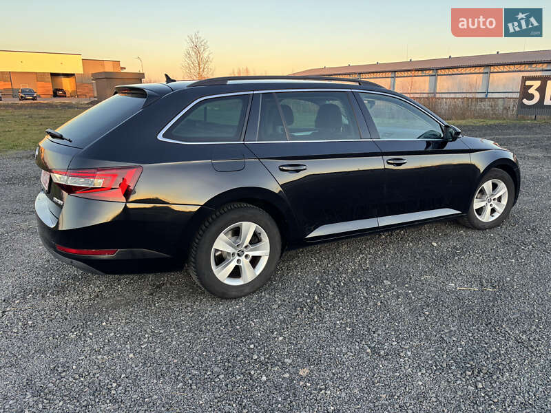 Универсал Skoda Superb 2019 в Ковеле