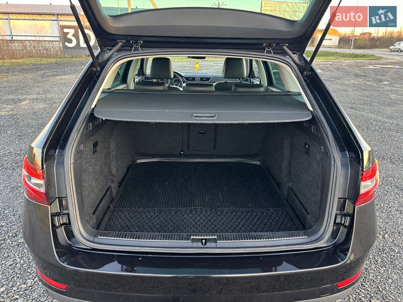 Универсал Skoda Superb 2019 в Ковеле
