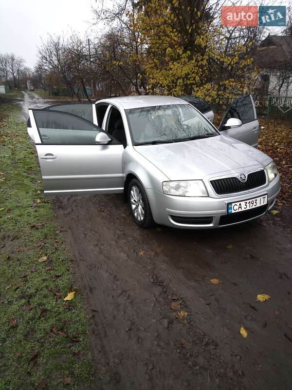 Лифтбек Skoda Superb 2008 в Умани