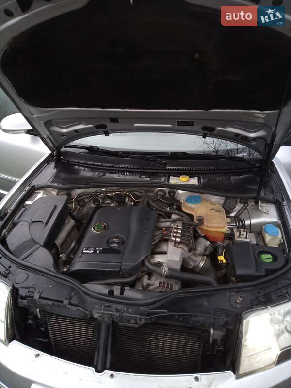 Лифтбек Skoda Superb 2008 в Умани