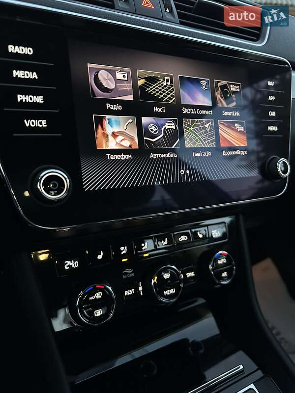 Ліфтбек Skoda Superb 2018 в Стрию
