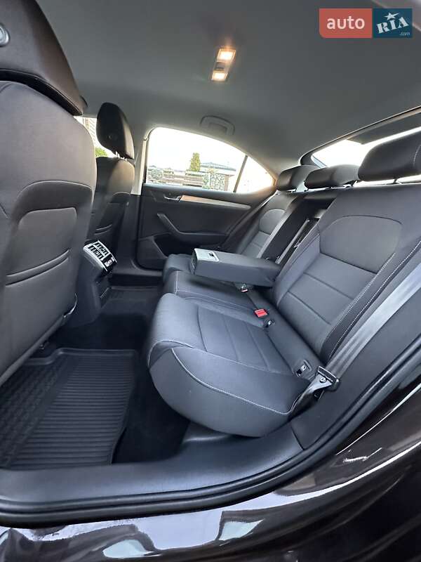 Ліфтбек Skoda Superb 2018 в Стрию