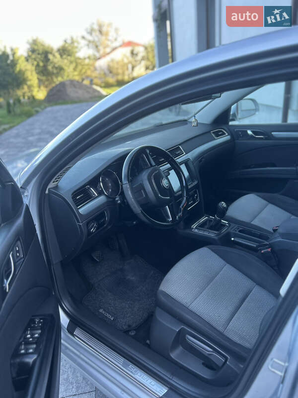 Ліфтбек Skoda Superb 2008 в Львові