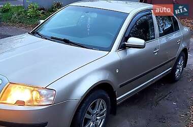 Лифтбек Skoda Superb 2005 в Полтаве