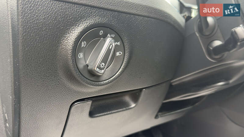 Универсал Skoda Superb 2022 в Сваляве