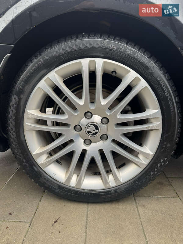 Лифтбек Skoda Superb 2012 в Делятине