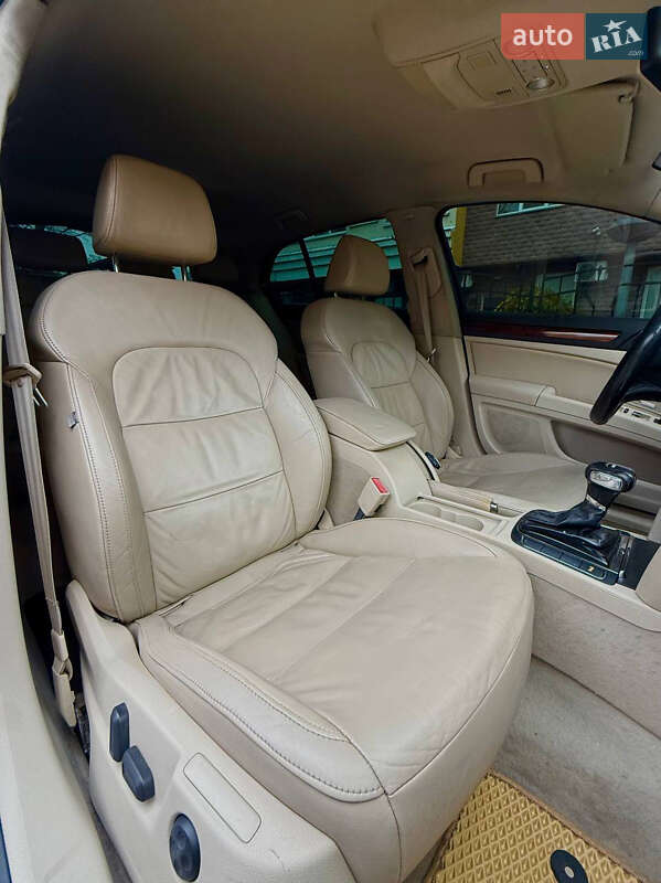 Лифтбек Skoda Superb 2009 в Львове