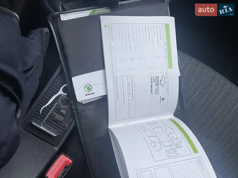 Лифтбек Skoda Superb 2014 в Львове документ