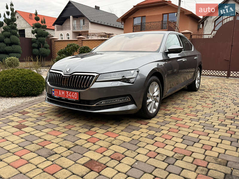 Skoda Superb 2023
