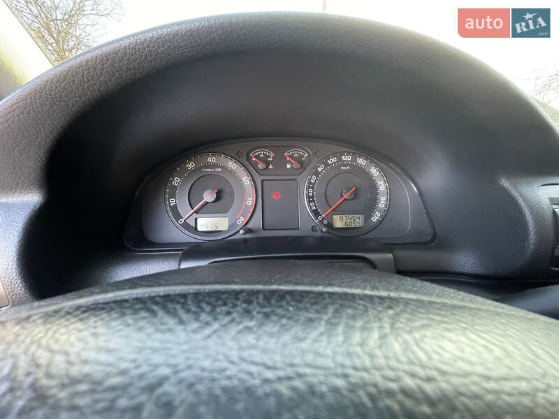 Ліфтбек Skoda Superb 2003 в Харкові