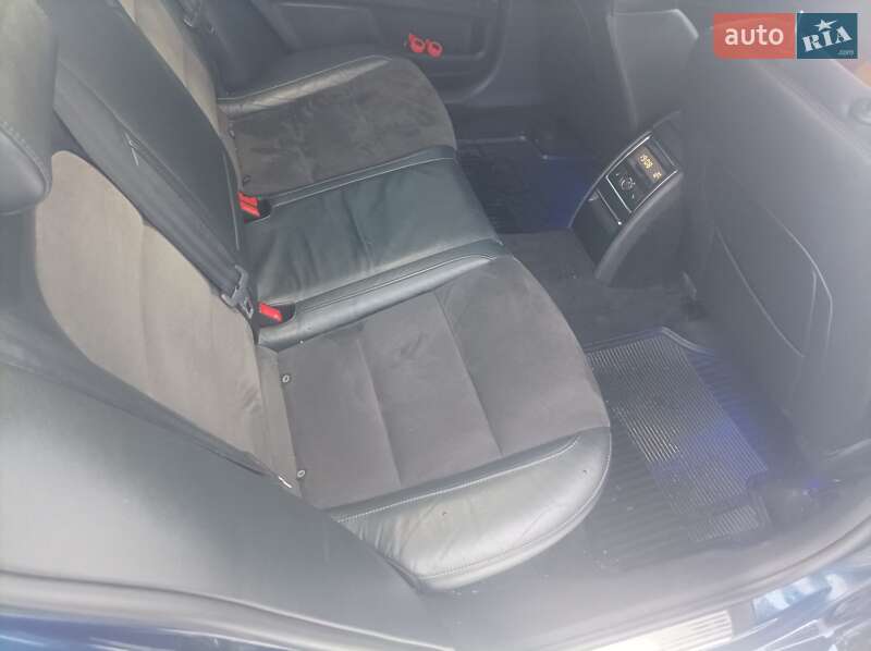 Лифтбек Skoda Superb 2009 в Львове