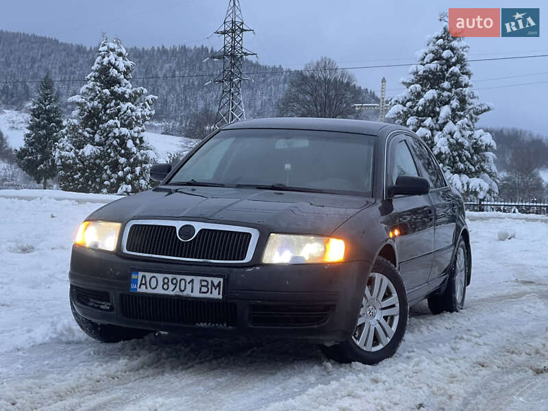 Ліфтбек Skoda Superb 2003 в Турці