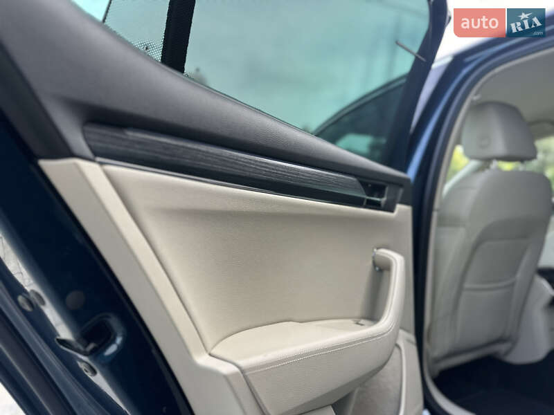 Лифтбек Skoda Superb 2019 в Луцке