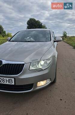 Лифтбек Skoda Superb 2008 в Гадяче