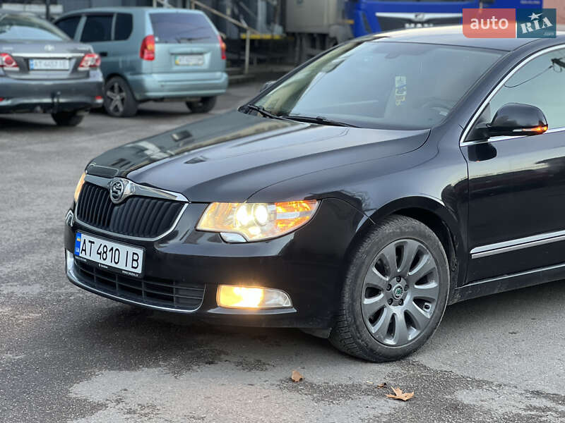 Лифтбек Skoda Superb 2010 в Ивано-Франковске