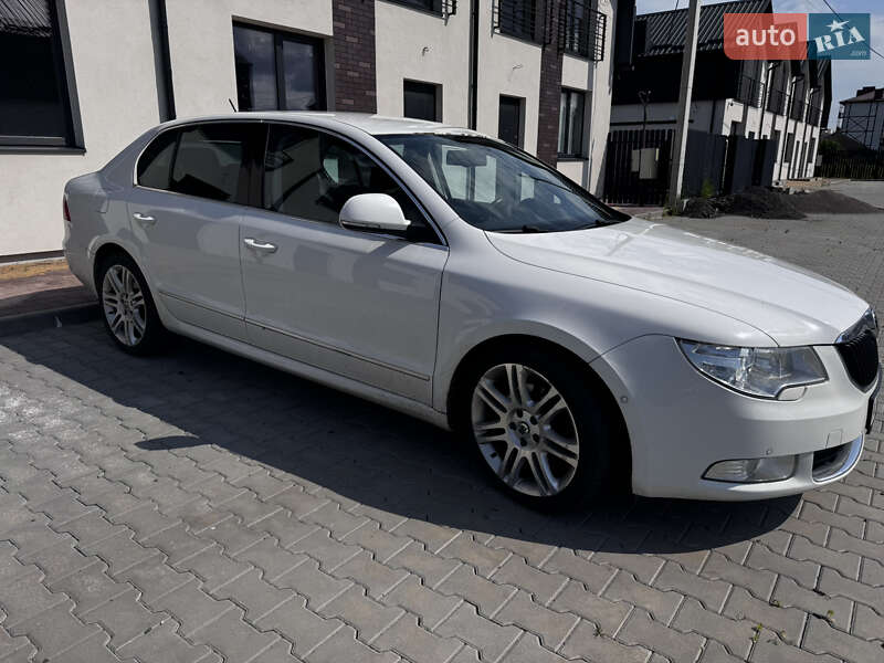 Лифтбек Skoda Superb 2009 в Луцке фото 8 Лифтбек Skoda Superb 2009 в Луцке