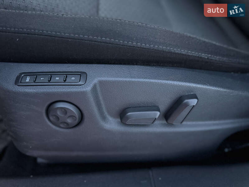 Универсал Skoda Superb 2011 в Почаеве