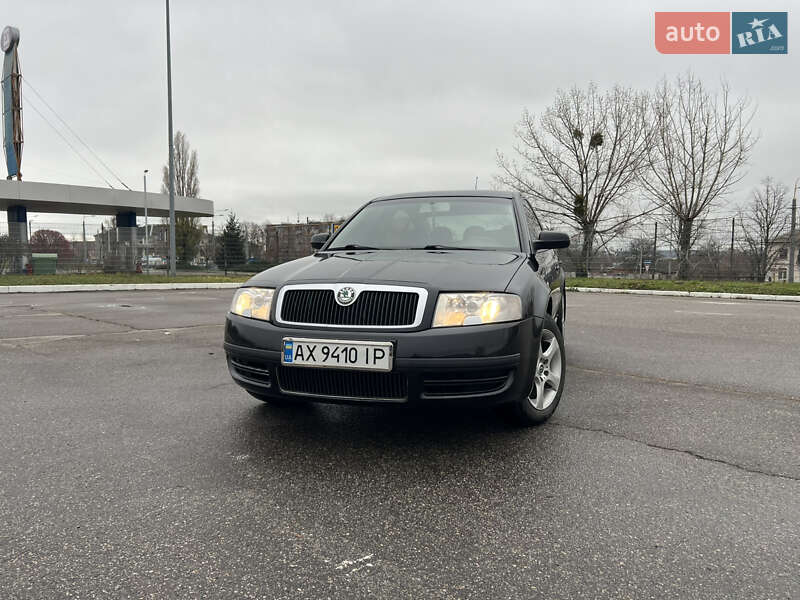 Лифтбек Skoda Superb 2005 в Харькове