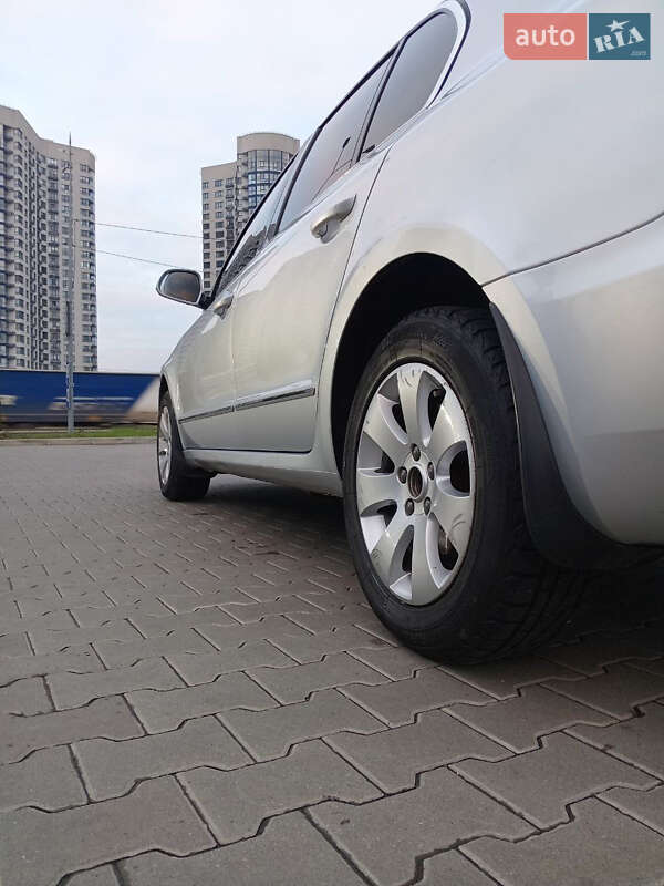 Лифтбек Skoda Superb 2013 в Киеве