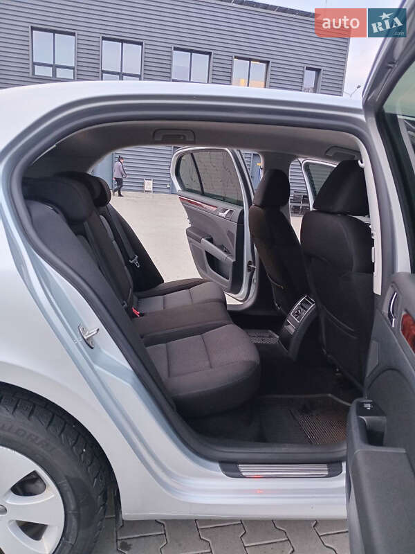 Лифтбек Skoda Superb 2013 в Киеве