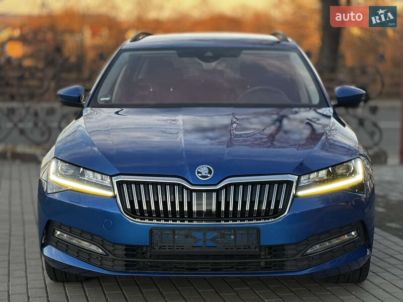 Універсал Skoda Superb 2022 в Дрогобичі