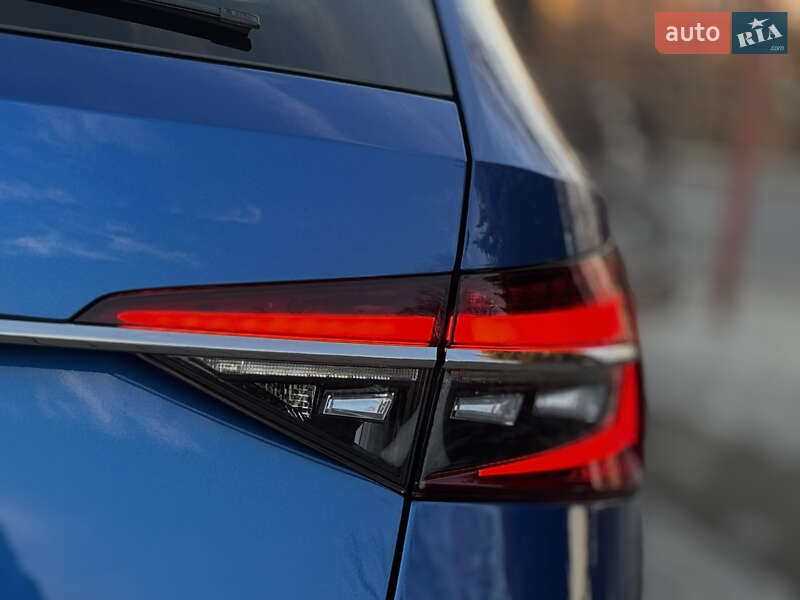 Універсал Skoda Superb 2022 в Дрогобичі