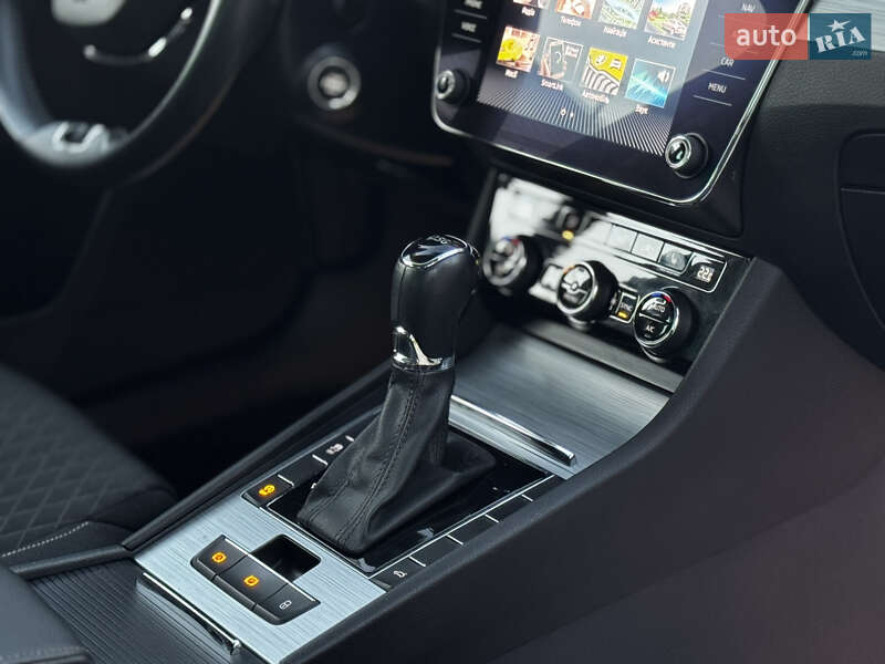 Універсал Skoda Superb 2022 в Дрогобичі