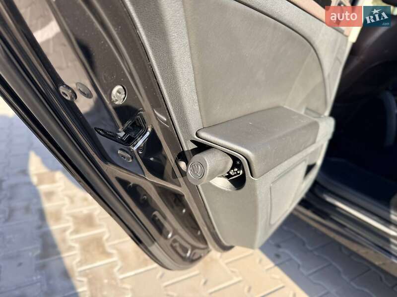 Универсал Skoda Superb 2015 в Кривом Роге