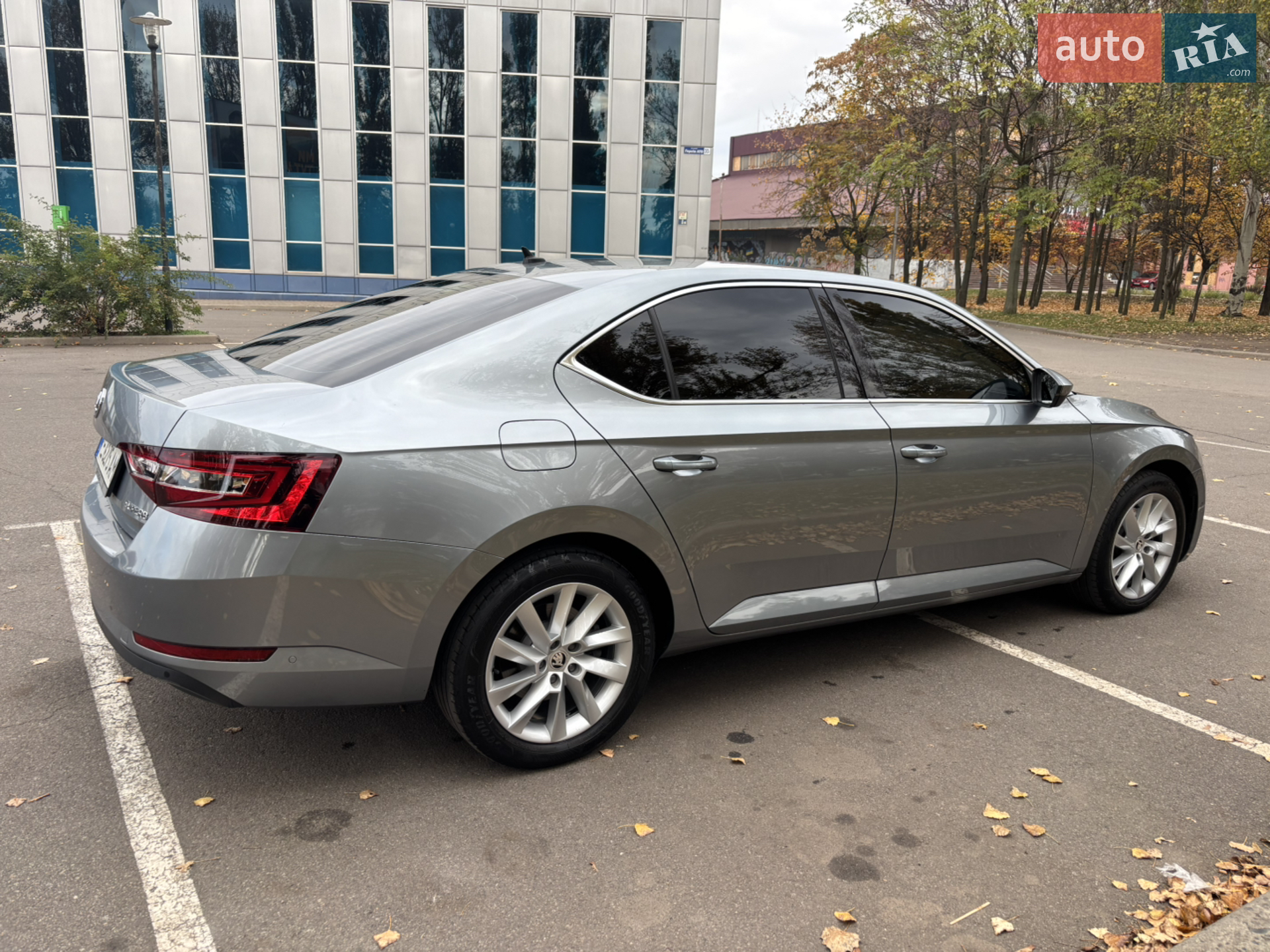 2019 Skoda Superb - мініатюра 10