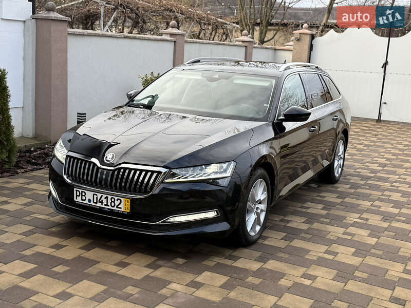 Универсал Skoda Superb 2021 в Мукачево