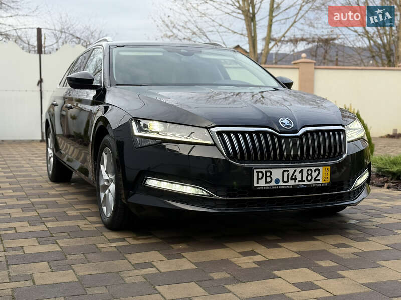 Универсал Skoda Superb 2021 в Мукачево