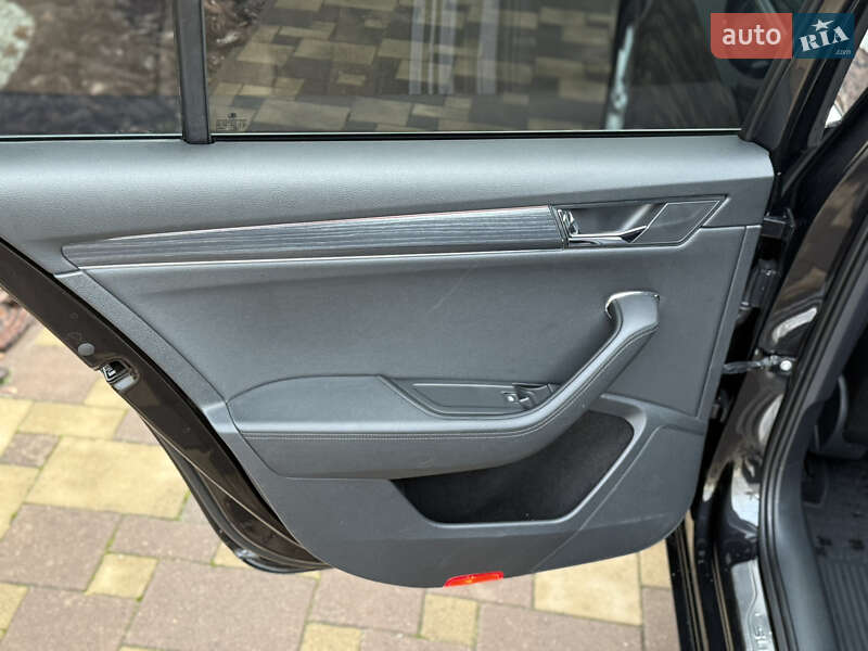 Универсал Skoda Superb 2021 в Мукачево